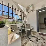 Apartment Hajl