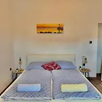 Hajl Apartment