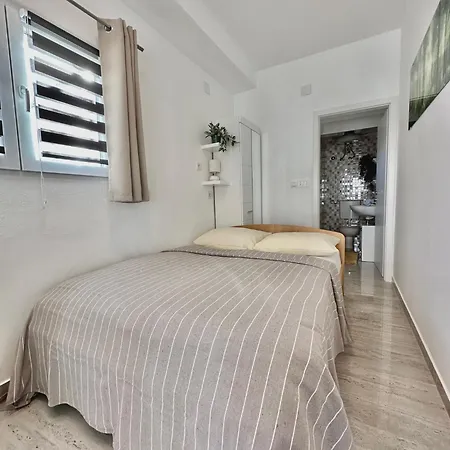 Apartman Hajl *